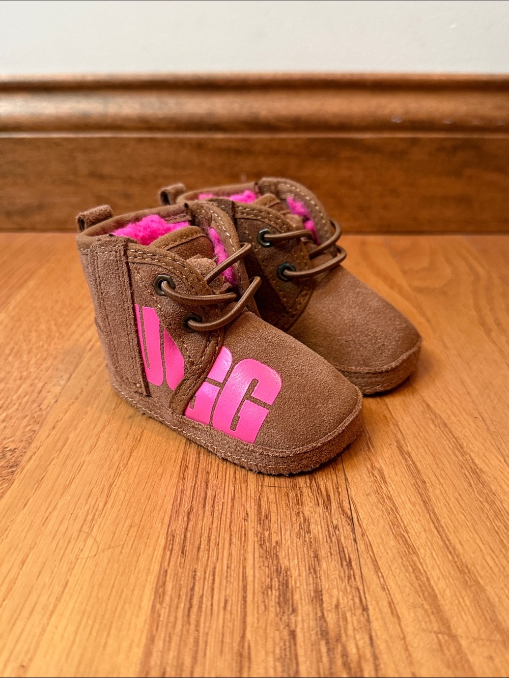 UGG Baby Boots Velcro Closure Brown Pink Like New Condition USA 0/1
